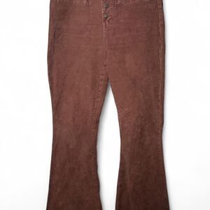American eagle outfitters corduroy Women's Brown curvy flare pants